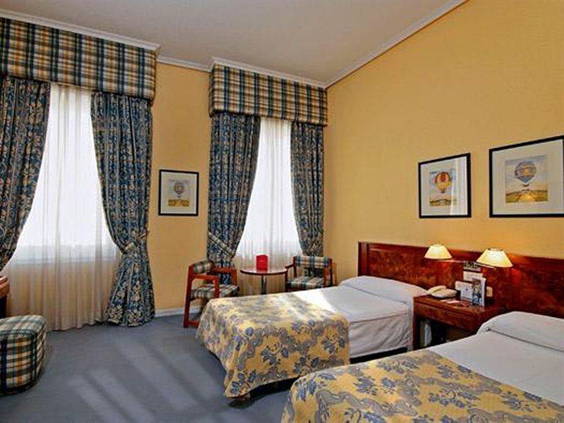 Hotel Madrid Gran Via 25, Affiliated By Melia Eksteriør bilde